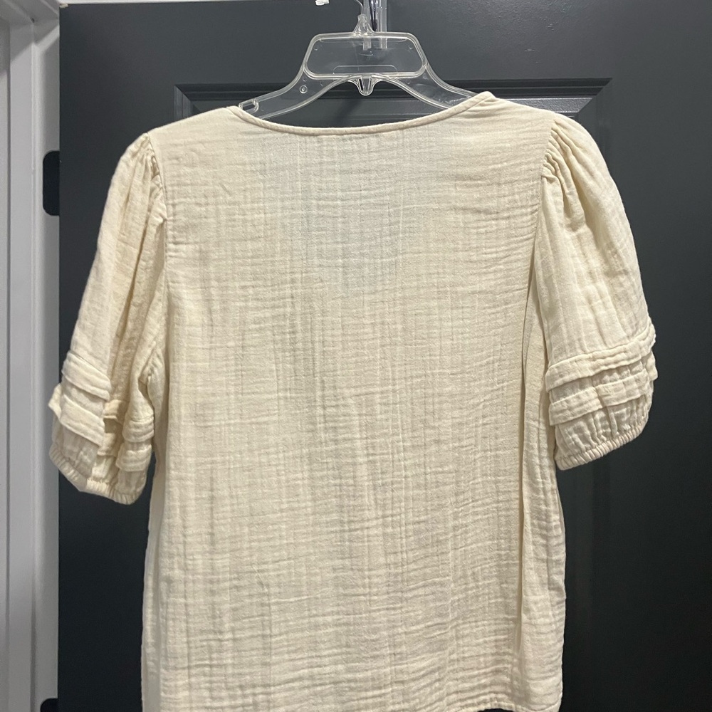 Sonoma Cream Button-Front V-Neck Blouse - Picture 2 of 4